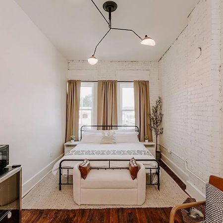 East Main Lofts - Farmhouse 204 Madison Esterno foto